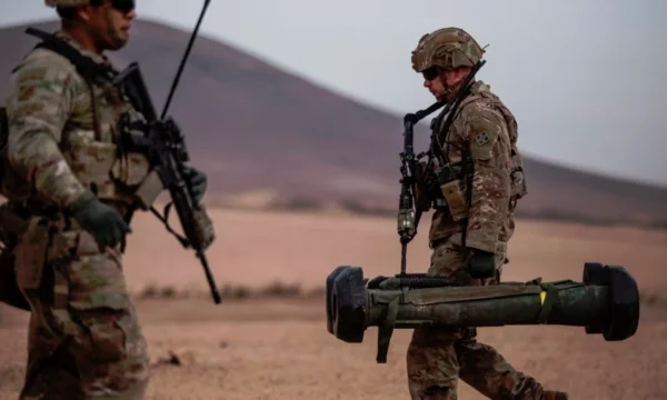 Montgomery: Le système parfait “Javelin” pour contenir une attaque possible avec des instruments blindés contre le Kosovo