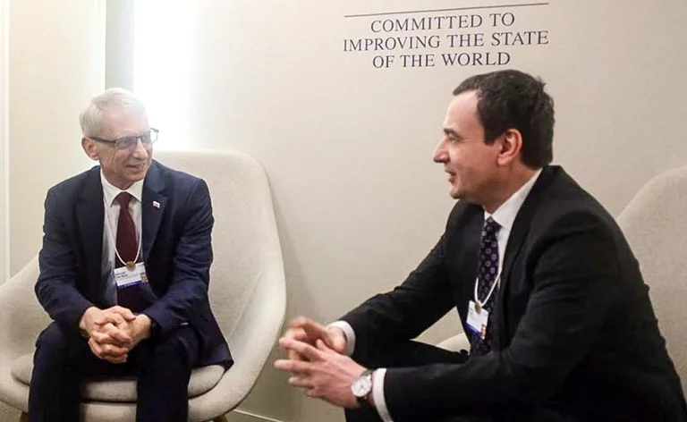 Kurti trifft sich mit Bulgariens Premierminister, Nikolai Denkov