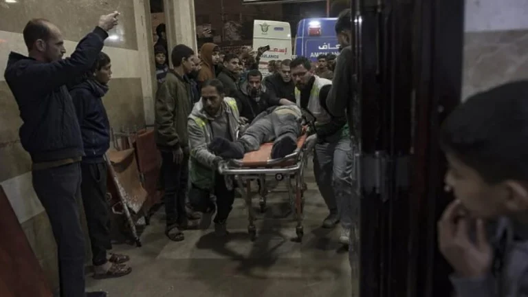 Ushtarët izraelitë po planifikojnë një sulm në një spital në jug të Gazës, pacientët duhet të ikin