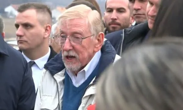 Walker: Kam ardhur t’u them tungjatjeta miqve të mi, ende dua që të vij në Reçak sa herë të më jepet rasti