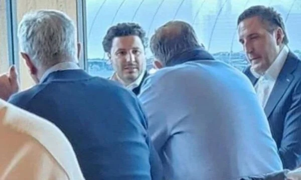 Televizioni boshnjak: Abazoviq foli kundër Dodikut te ne, të nesërmen i doli fotografia me të