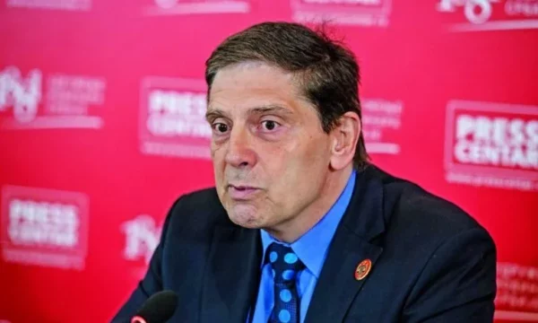 Serbia e liron nga paraburgimi opozitarin Sandulloviq që u arrestua e keqtrajtua nga BIA