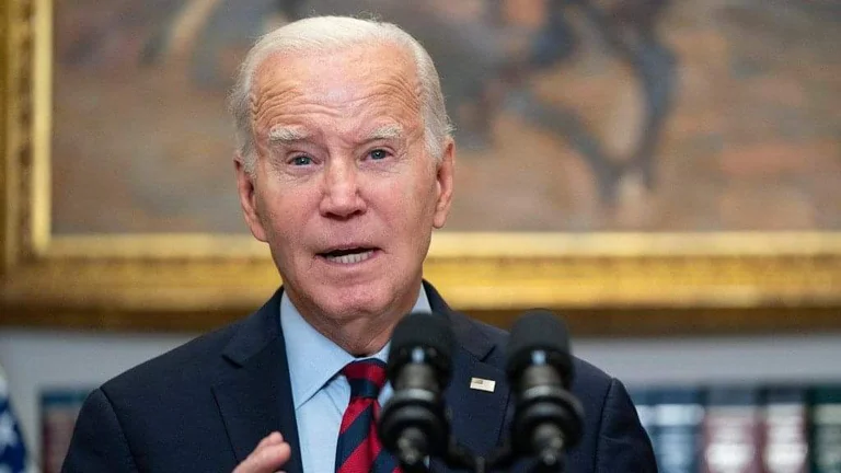 Biden thotë se e paralajmëroi Iranin për sulmet e Houthis