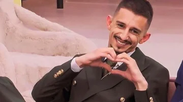 Ganiu se joint en direct sur TikTok environ 400 000 personnes regarder