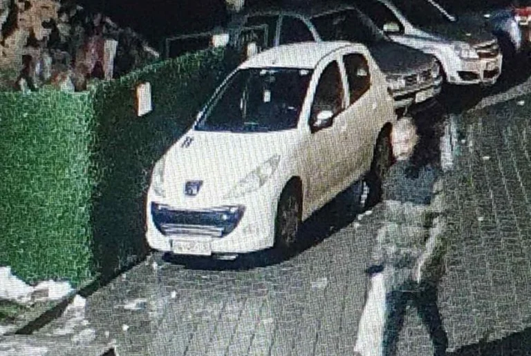 Policia kërkon ndihmën e qytetarëve për kapjen e një të dyshuari për ngacmim seksual