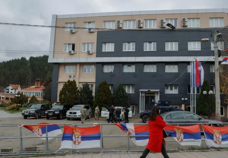 Një vorbull dyshimesh rreth peticionit për shkarkimin e kryetarëve në veri të Kosovës
