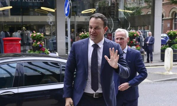 Kryeministri i Irlandës sot i takon krerët e shtetit të Kosovës