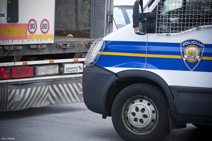 Irakiani kapet në Kroaci, prezantoi letërnjoftim të Kosovës me emrin Valdrin