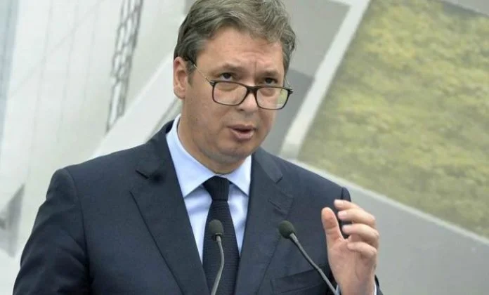 Paralajmëron eksperti i sigurisë: Nëse KFOR i lejon Vuçiqit vizitën në Manastirin e Deçanit, do të ketë trazira