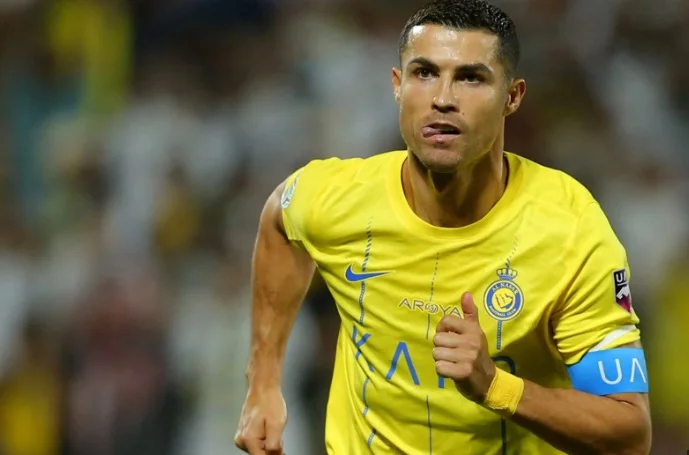 Ronaldo, el último gol de este año, va a 54