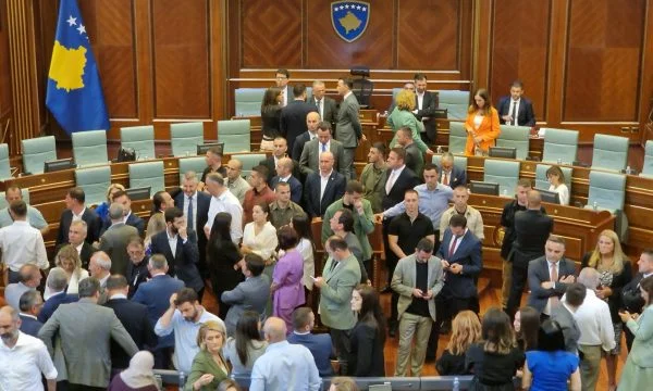 Rrahje e ofendime, krejt çka ndodhi në Kuvend gjatë vitit 2023