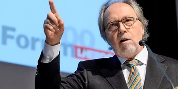 Los colegas de la UE de Dick Marty exigen rellenos universales para todos los teléfonos