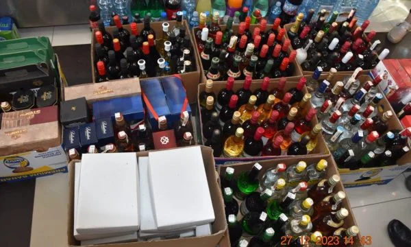 Polizia raid 8 posizioni a Leposavic, faccia sei imprese non registrate, merci confiscate