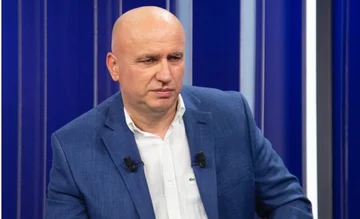 Les dernières 24 heures montrent toute la vie de Sali Berisha