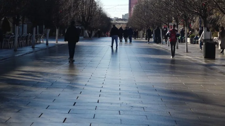Los pensionistas dicen 100 euros sėu ir por drogas