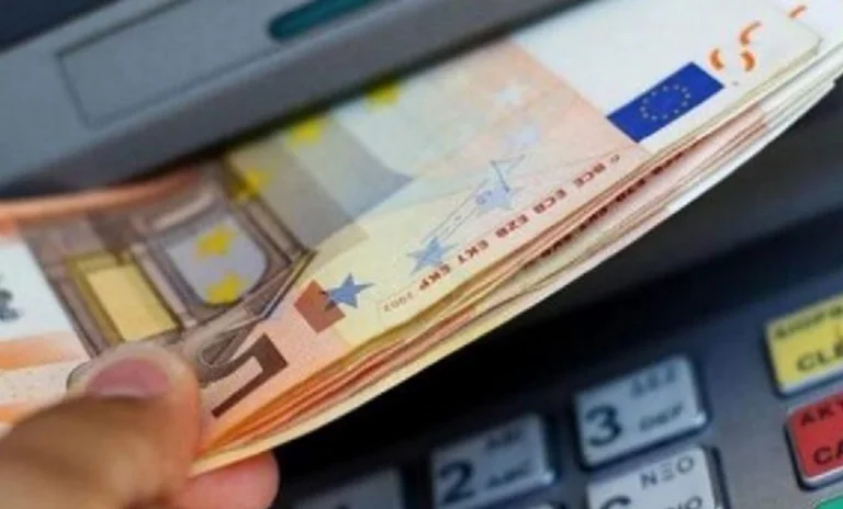 Debt up to the throat: Kosovars around 5 billion euros in loans