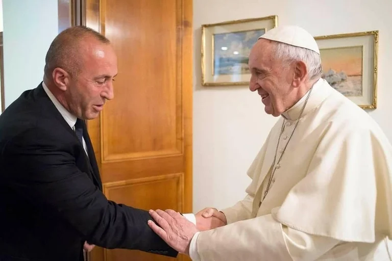 Haradinaj wünscht Weihnachten: Hoffentlich im Voraus Anerkennung der ehemaligen “