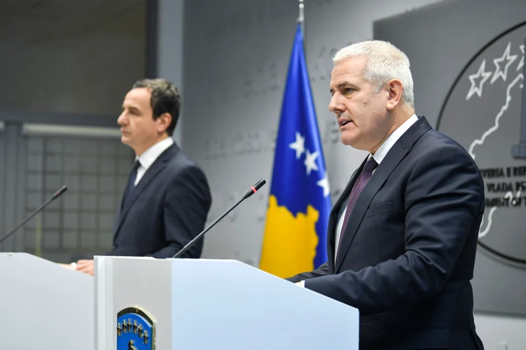 Svechla Kurt zusammen auf der Medienkonferenz von morgen
