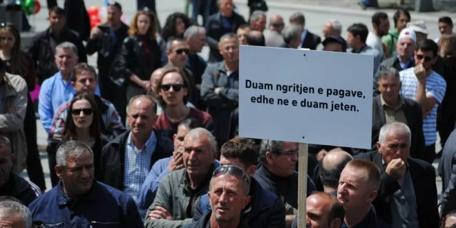 Protestë e Sindikatës së KEK-ut sot, duan rritje dhe t’u paguhet fundjava
