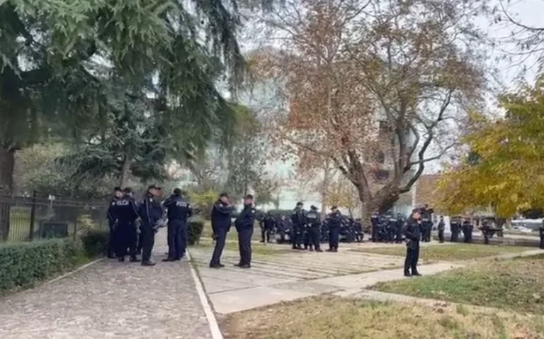 Session for lifting Berisha's immunity, numerous police forces before Albania's Assembly