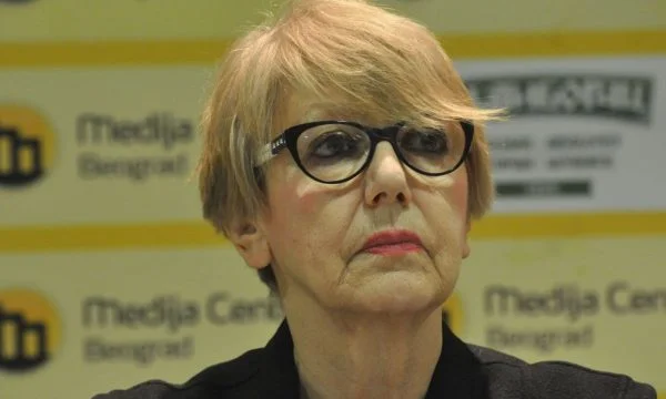Sonja Biserko s’e përjashton mundësinë që Serbia mund t’ia mësyejë ushtarakisht Veriut
