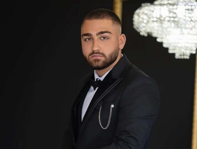 Tomorrow he's given the last 20-year-old goodbye that got hit to death in Prizren last night.