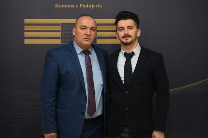 Shkolla e babait përfituese e grantit: Drejtori i Bulliqit, Pajtim Balaj intervistohet si i dyshuar