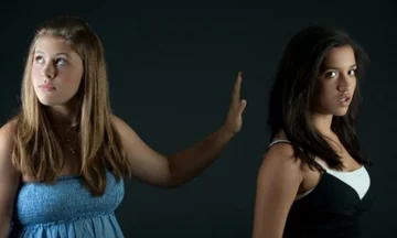 Five signs that someone is jealous of you