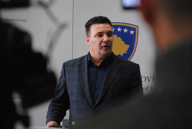 E konfirmuar: Haxhi Shales i bastiset prona dhe është marrë për intervistim nga Specialja