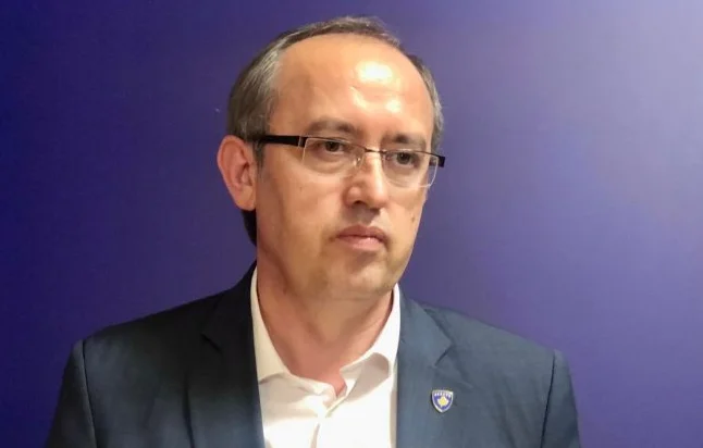 Hoti për Asociacionin: Çfarë po ndodh, çfarë lidershipi është ky
