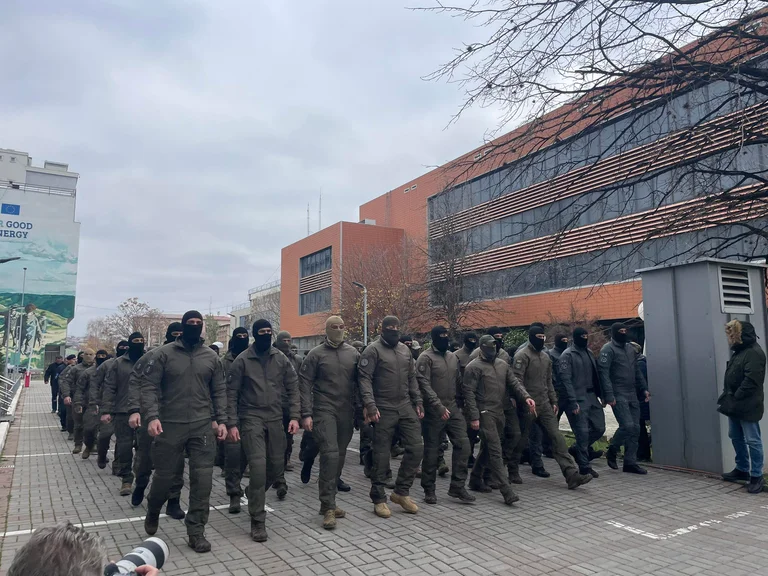 Policia proteston përsëri para Qeverisë, këto janë kërkesat e tyre