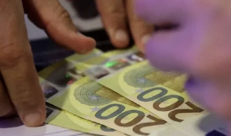 Bankat në Kosovë fituan 141 milionë euro për dhjetë muaj