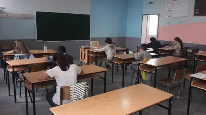 Mbi 80 % e nxënësve në Kosovë, nuk e kuptojnë se çfarë lexojnë