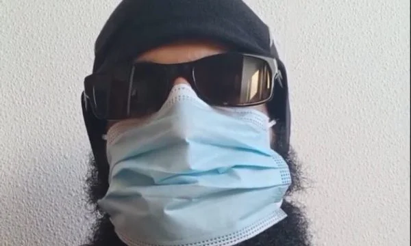 Islamisti radikal me probleme mendore thotë se e theri turistin gjerman në Paris për shkak të vrasjes së palestinezëve
