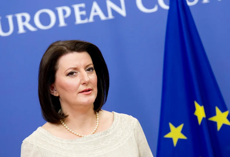 “Çdo vit e më shumë” – Jahjaga thotë se Kosova po dështon në luftën kundër dhunë në baza gjinore