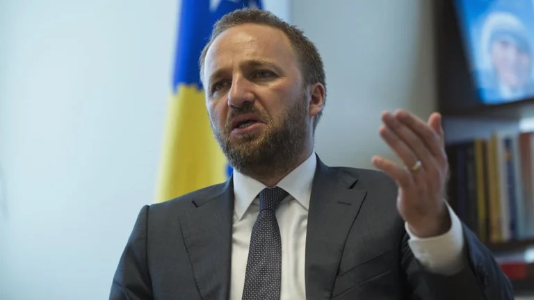 Tahiri: Ky mandat është i fundit për Kurtin si kryeministër
