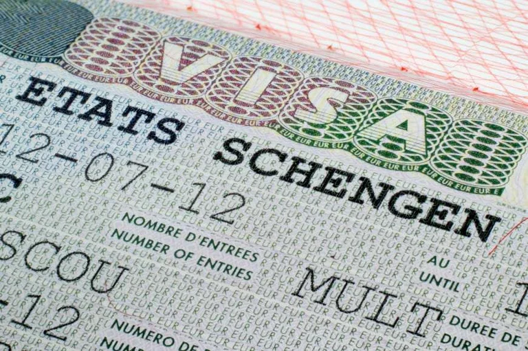 January 1st without visas: How much money should you have when you travel to Schengen?