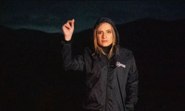 “Hello aus dem Dorf Recica” Serbische Politik veröffentlicht Foto, behauptet, es kam illegal durch den Berg in Kosovo