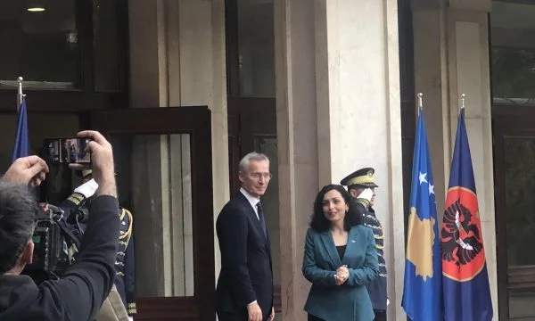 El Jefe de la OTAN devuelve las Presidencias, Osman acoge