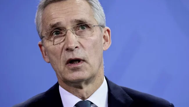 Stoltenberg kommt in Kosovo an, serbischer Medienbericht kam er durch Merdares