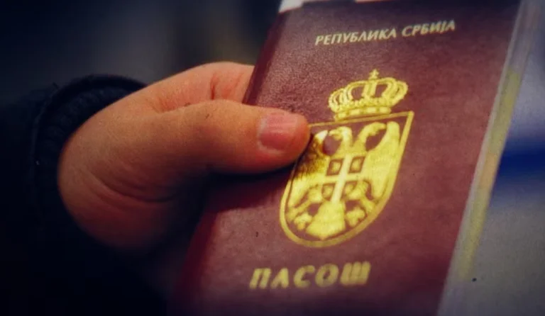 La Commission européenne propose d'abolir les visas pour les citoyens du Kosovo qui ont des passeports serbes