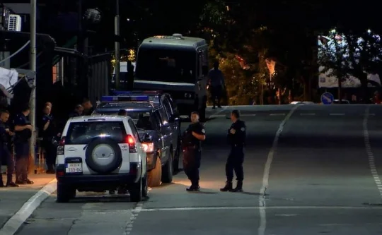 Shpërthim te qendra e kontrollit të automjeteve në veri: Policia thonë se ishte granatë dore
