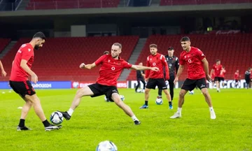 Albanien hält seine letzte Sitzung im Air Albania Stadium, morgen leitet Richtung Moldawien für den ersten November
