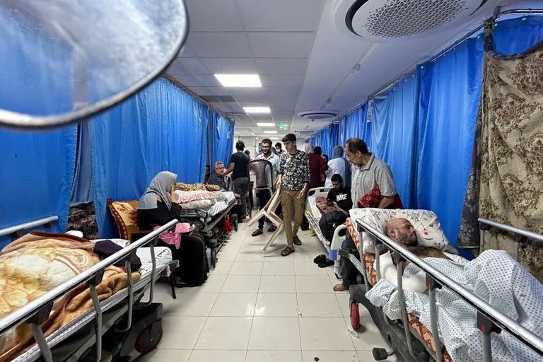 Pse spitali Al-Shifa në Gaza është rrethuar nga tanket izraelite?