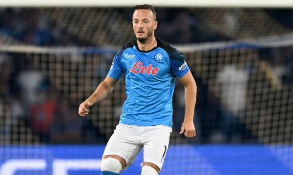 Empoli mposht Napolin me Rrahmanin
