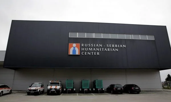 Komisioni Evropian i kërkon Serbisë shpjegim për qendrën humanitare ruse në Nish