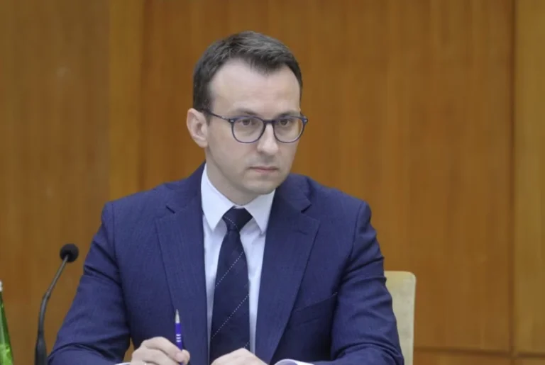 Petkoviq nuk e njeh kompetencën e Gjykatës Kushtetuese lidhur me Asociacionin