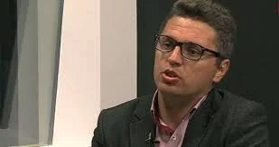 Zogaj: Propaganda është mjeshtëri e hollë, e VV e ka të avancuar shumë