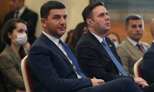 Policia e konfirmon: Memli Krasniqi e Lumir Abdixhiku janë marrë në mbrojtje