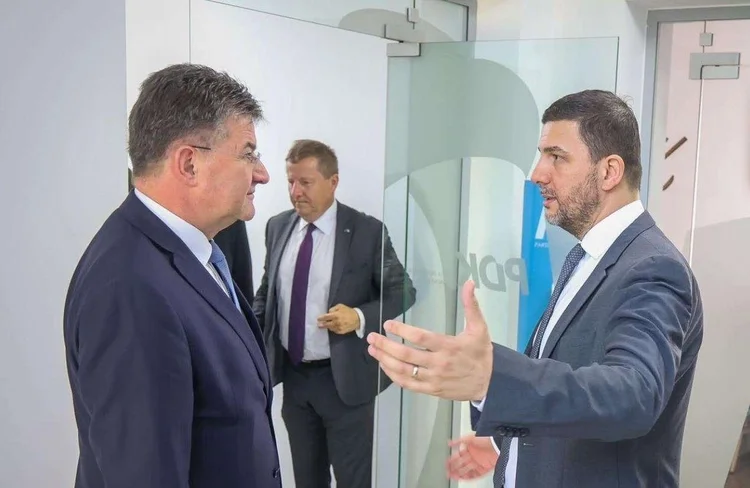 Edhe Memli Krasniqi takohet nesër me Lajçakun